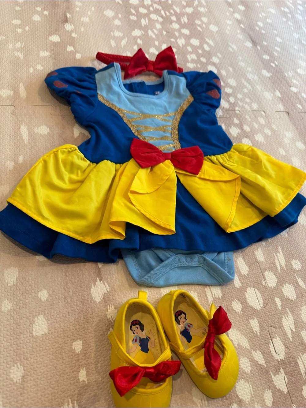 Disney Baby Snow White Costume Bundle 18-24M Dress Bodysuit Shoes Headband